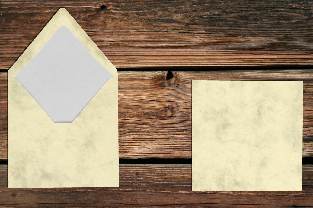 Briefhüllen mit Seidenfutter 164x164 mm Nassklebend Chamois Marmora 100 g/qm